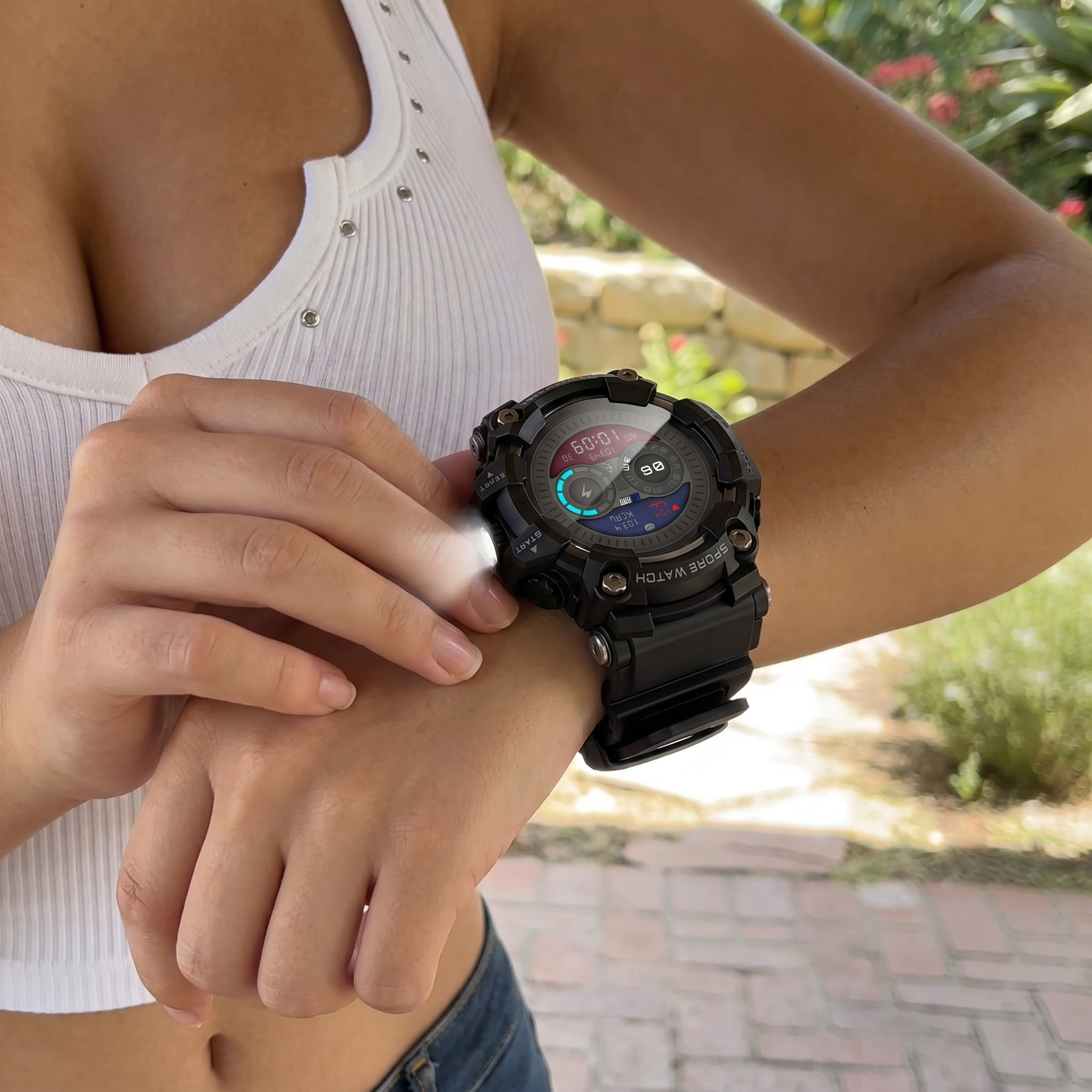 LOKMAT ATTACK GT Okosóra, 1,32 hüvelykes HD teljes képernyő 360×360, IP68 vízálló, strapabíró kültéri kialakítás, több mint 100 sportmód, Bluetooth hívás, pulzus- és alvásfigyelés, 15 napos akkumulátor-üzemidő - Fekete